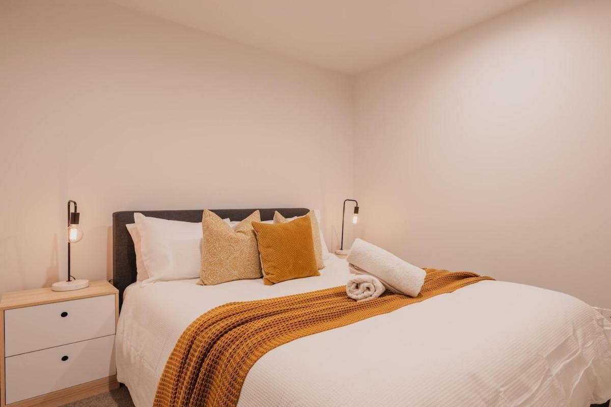 Serene Spaces On Tuam - 2 Bedroom Apartment Christchurch Esterno foto